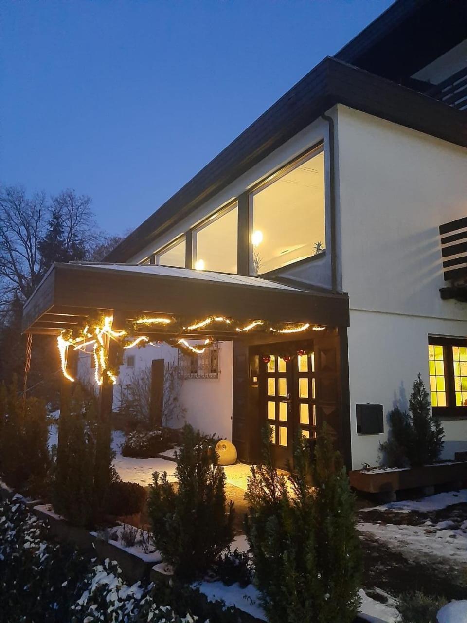 Hotel Haus am Wald Eltmann Exterior foto